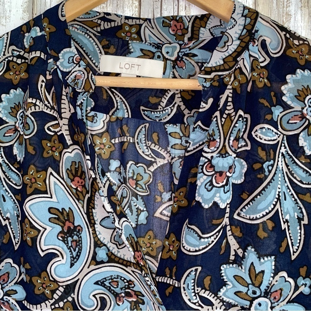 LOFT Blue Paisley Floral Popover Blouse Medium Boho Tunic Top - Picture 4 of 6